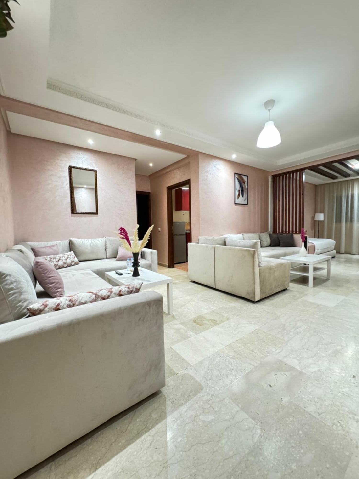 Suitouiss - Agdal 2 - Appartement A 2 Minutes De La Gare De Train Tgv Rabat Luaran gambar
