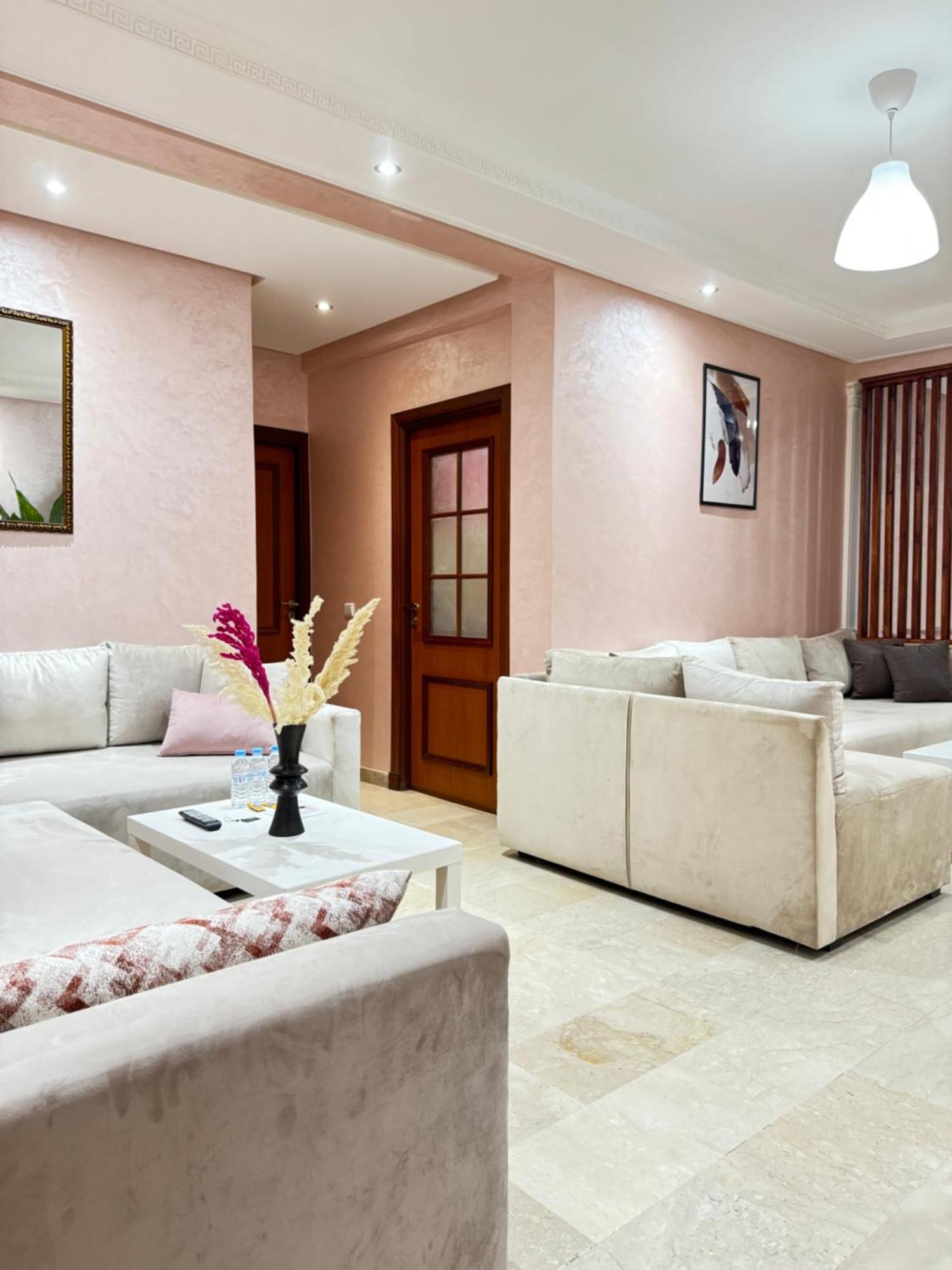 Suitouiss - Agdal 2 - Appartement A 2 Minutes De La Gare De Train Tgv Rabat Luaran gambar
